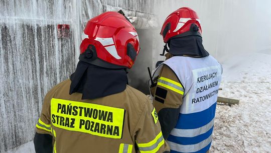 Hrubieszów: Pożar pelletu na ulicy Nowej