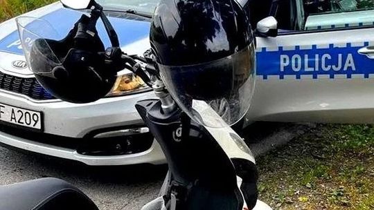 Pijany motorowerzysta zatrzymany w Strzyżowie. Wyjechał wprost pod radiowóz